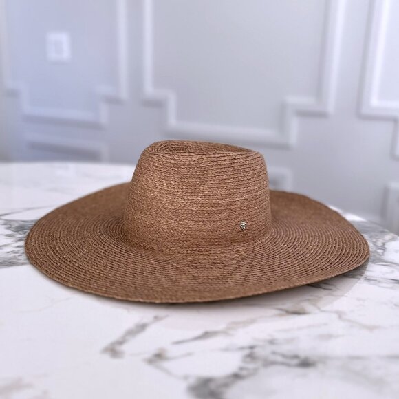 NWT - Helen Kaminski Maiya Hat - Nougat